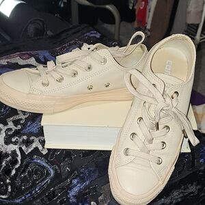 Converse Holiday Nude Edition Cream Sneakers